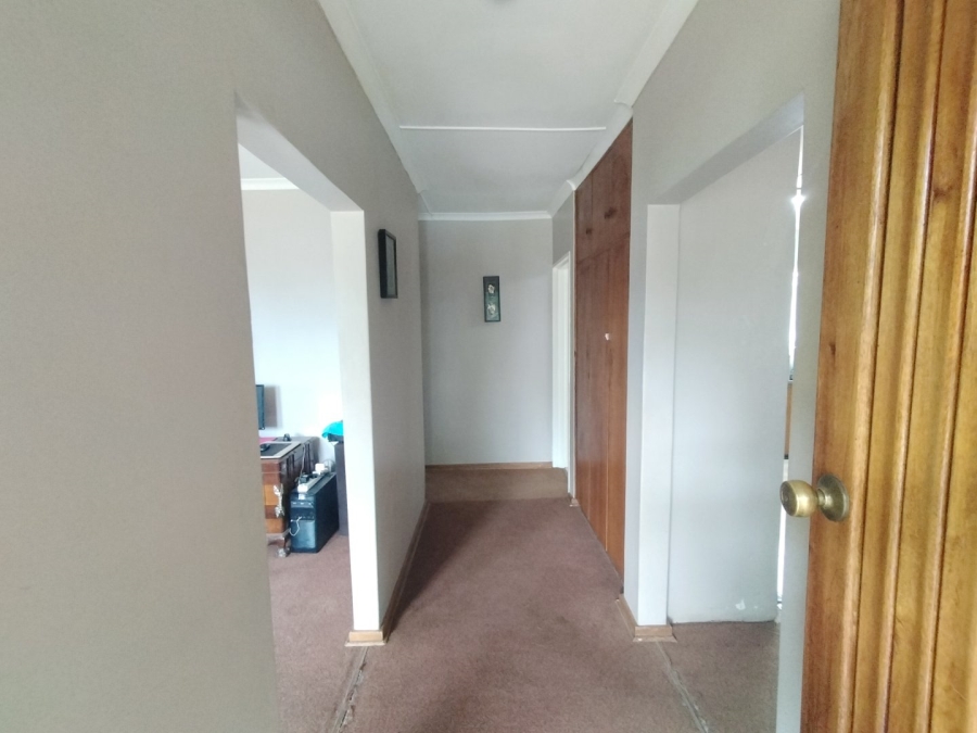 3 Bedroom Property for Sale in Fleurdal Free State